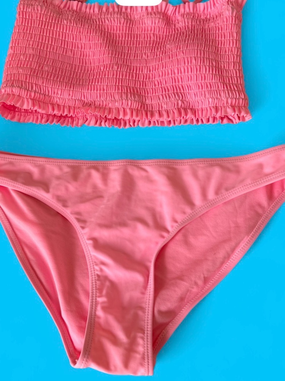 Women’s Pink Bandeau Bikini Set - Classic Two-Piece Swimwear